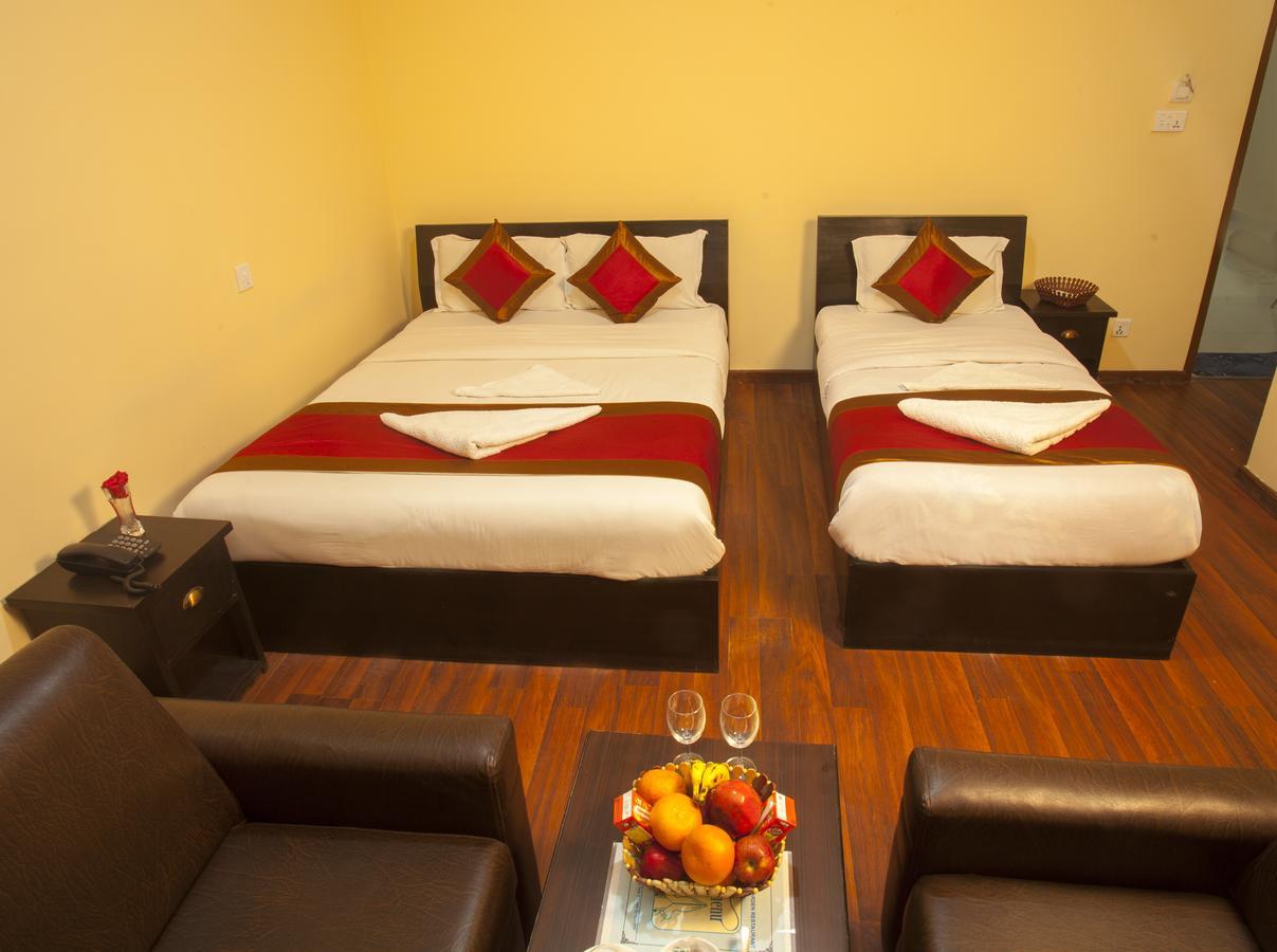 Hotel Dream City Катманду Екстер'єр фото