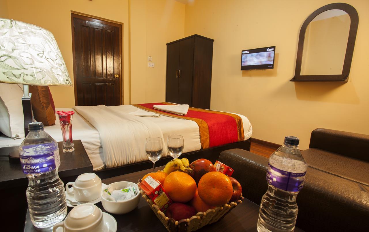 Hotel Dream City Катманду Екстер'єр фото